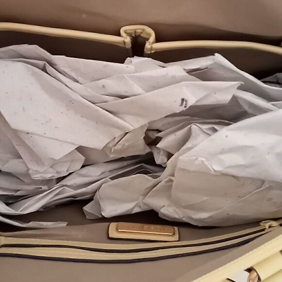 Fashion shoulder bag cream and gold - Picture 7 of 9